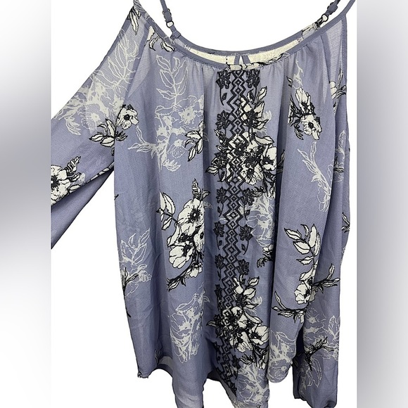 Rewind Semi Sheer Shoulder Cutout Floral Tank Top with Long Sleeves | Size: S - Picture 3 of 7